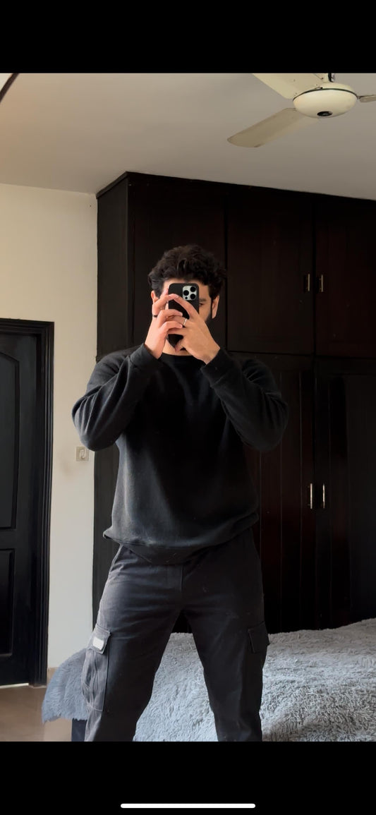 Black Sweatshirt