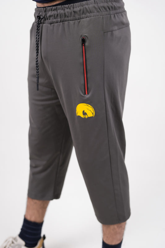 Grey Three-Quarter Short - Superior Performance The Polo Magician
